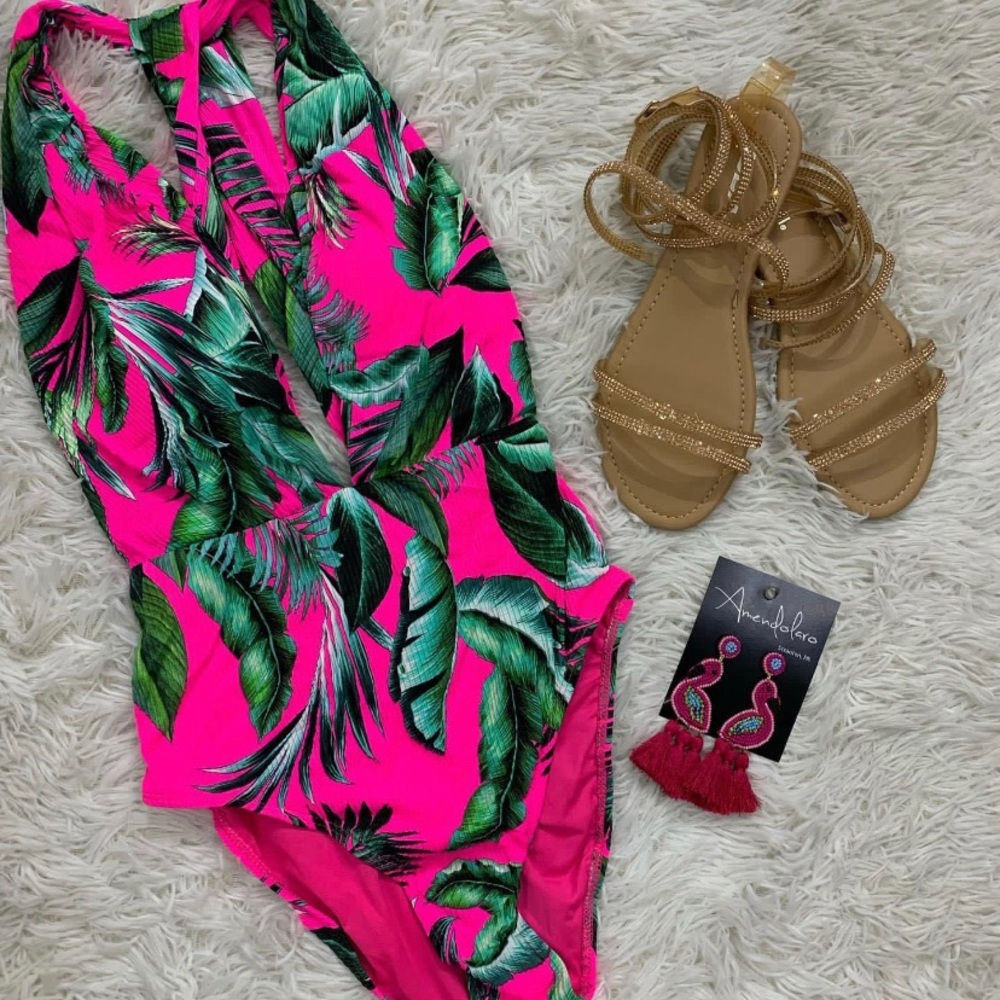 Stunning palm print swimsuit